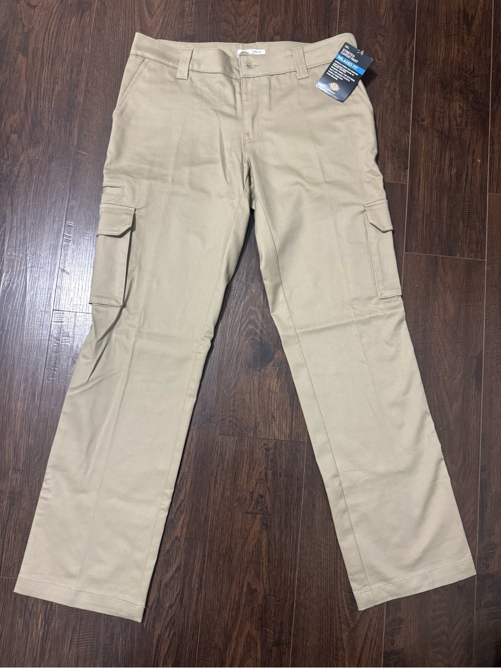 Dickies Women's Straight-Leg Cargo Pants in Khaki